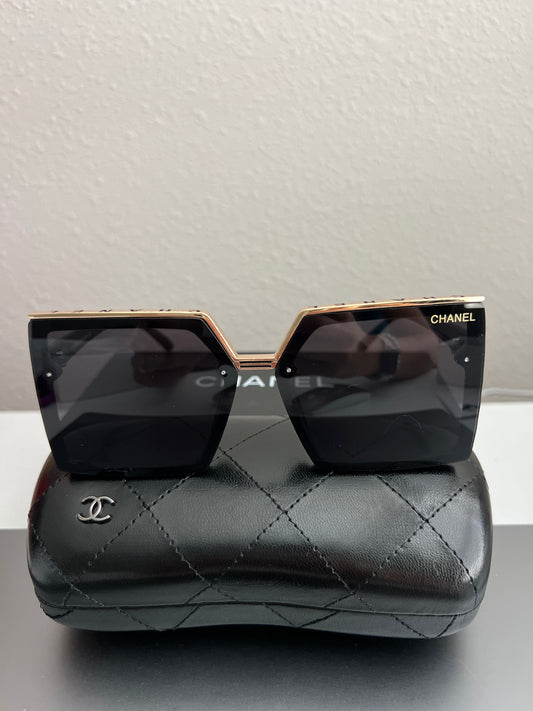 CC Sophicated Square Sunnies