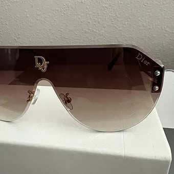 Donna Ombré lens Sunnies