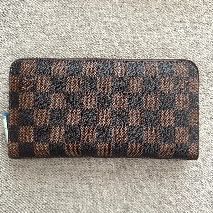 Checkered Large Zip Wallet