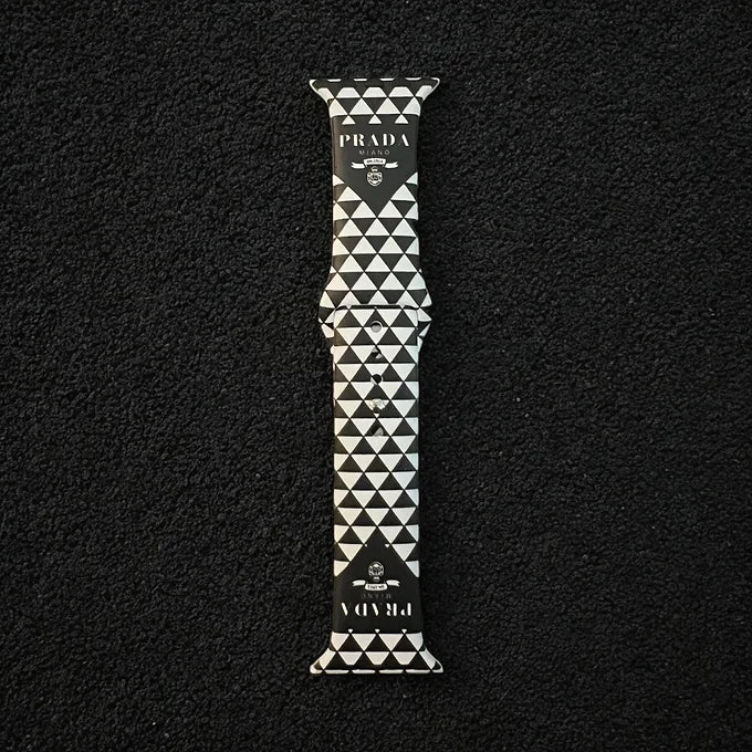 Presley Triangle Print Silicone  Apple Watch Band